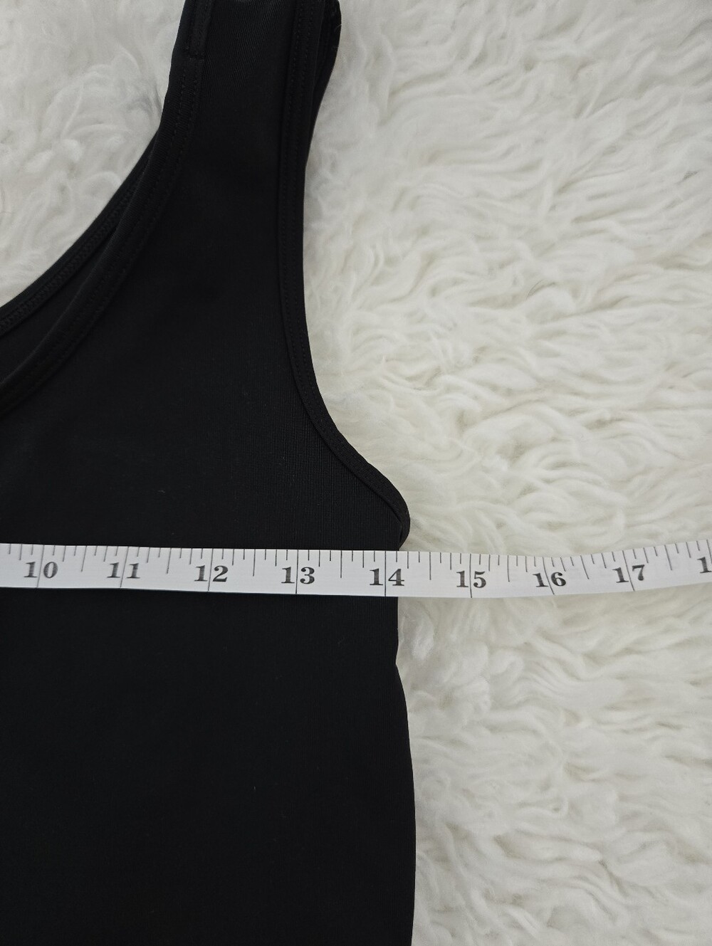 Larken X All In One Maternity Nursing Hands Free Pumping Bra Tank Crop. Medium. - Picture 9 of 11